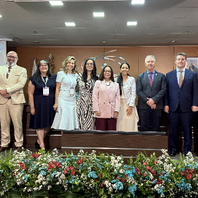 CAPES firma novos acordos de leitura e publicação